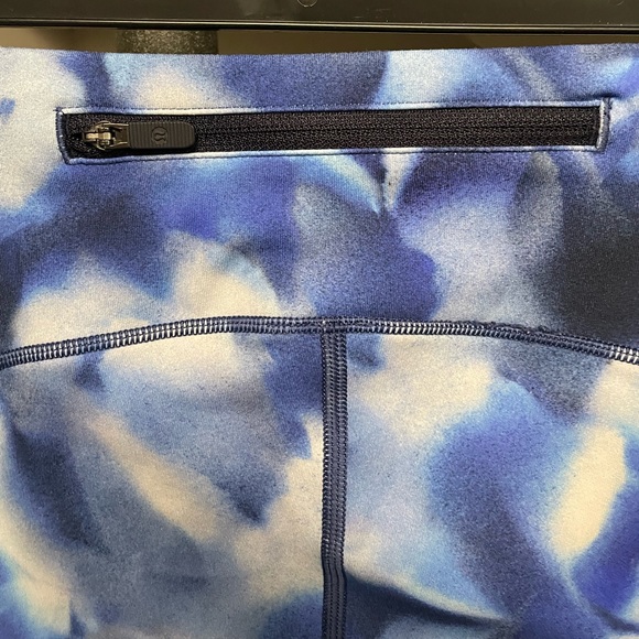 Lululemon Speed Up Tight *Full-On Luxtreme 28" - Picture 6 of 11